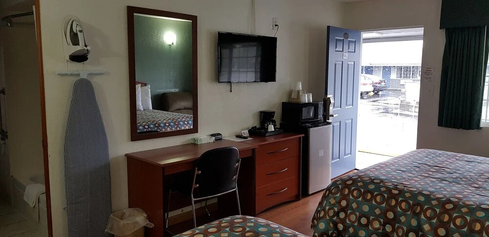 Phoenix Motel