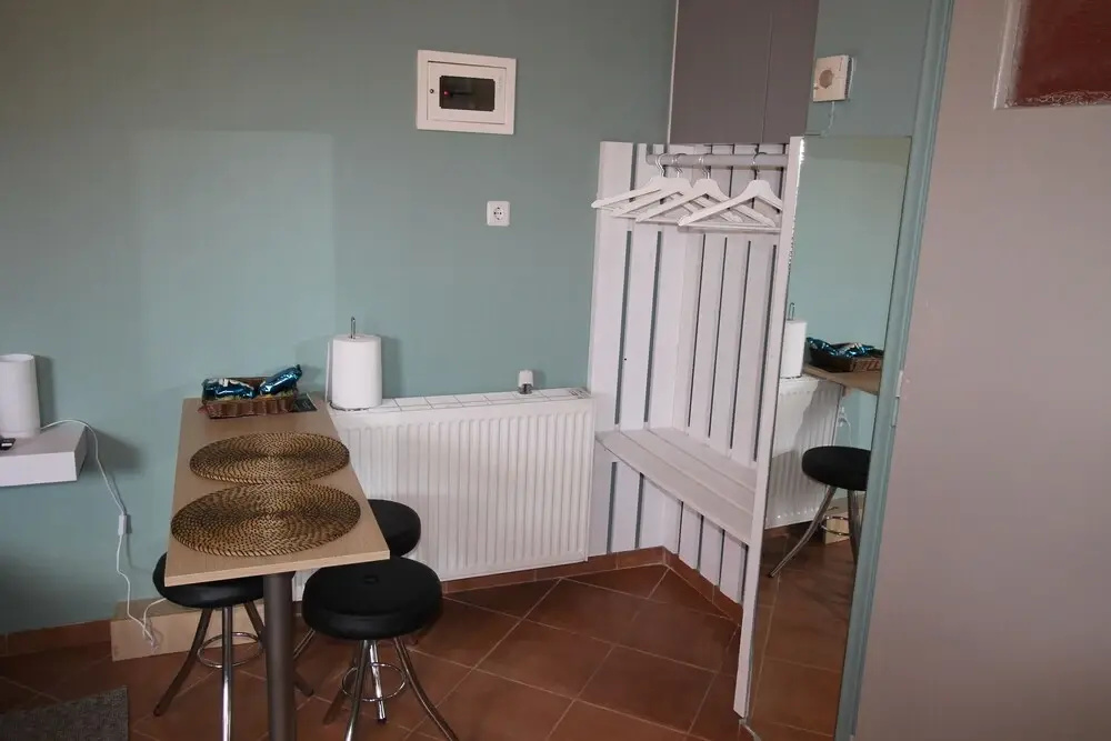 Pikinas Studios near ATH airport