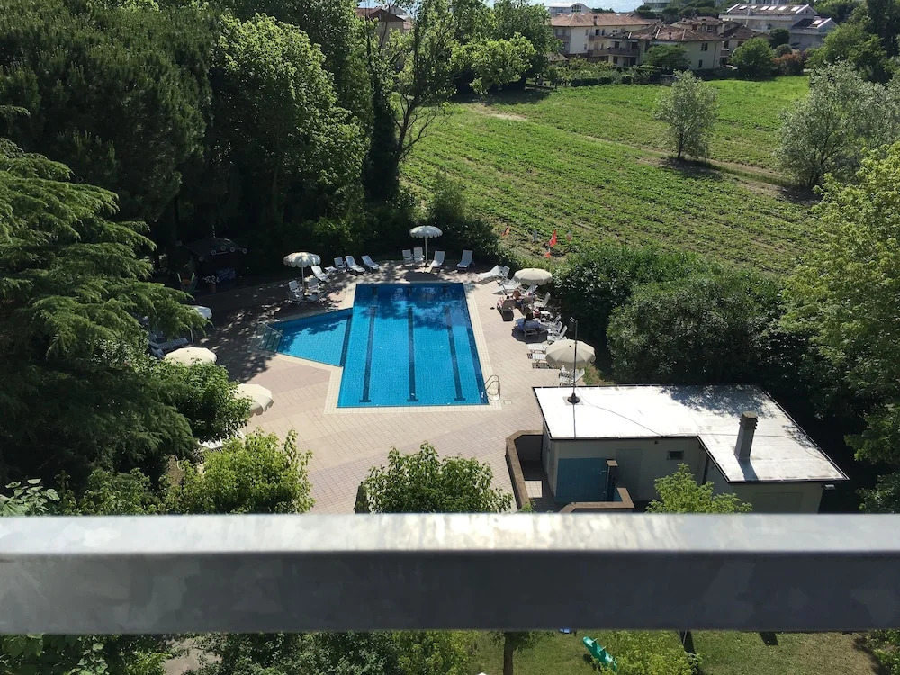 Hotel Plutone