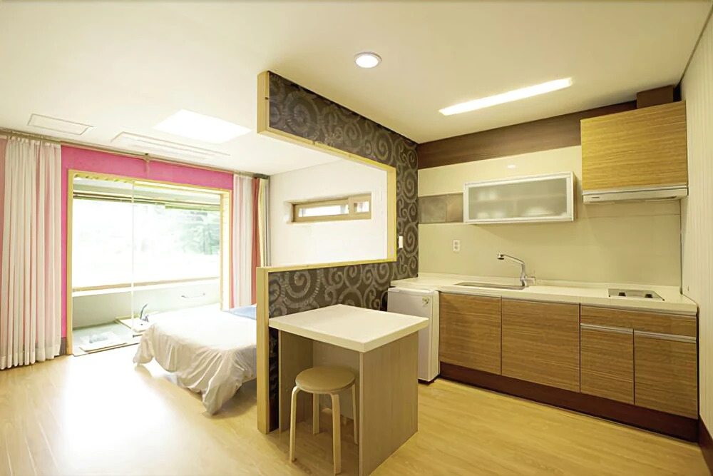 Chuncheon N.e. Park Pension