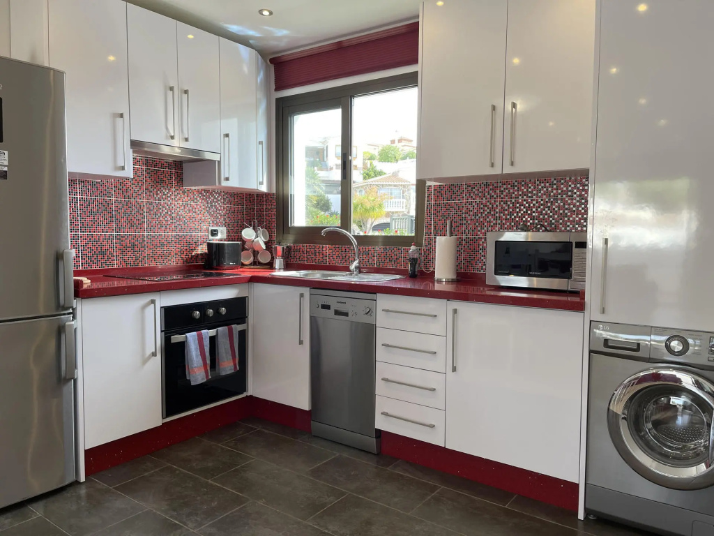 Entire rental unit- close to all amenities - Riviera del Sol - CS136