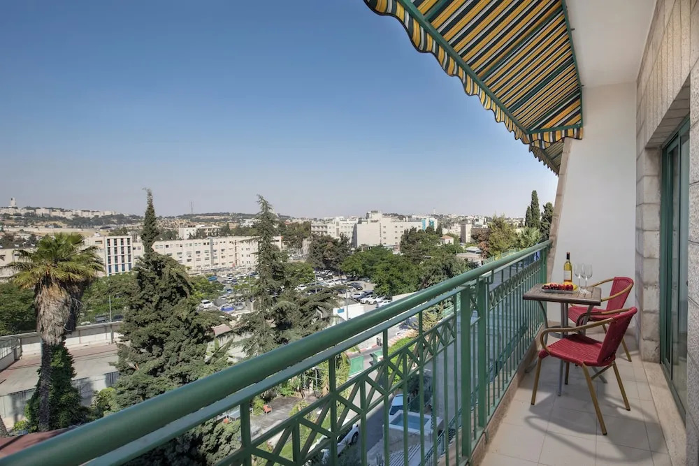 Legacy Hotel