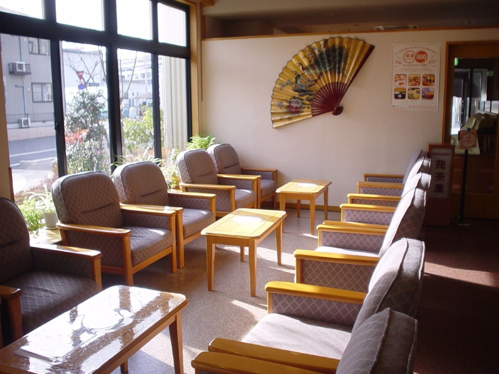 Hotel Route-Inn Shin-Shirakawa Eki Higashi