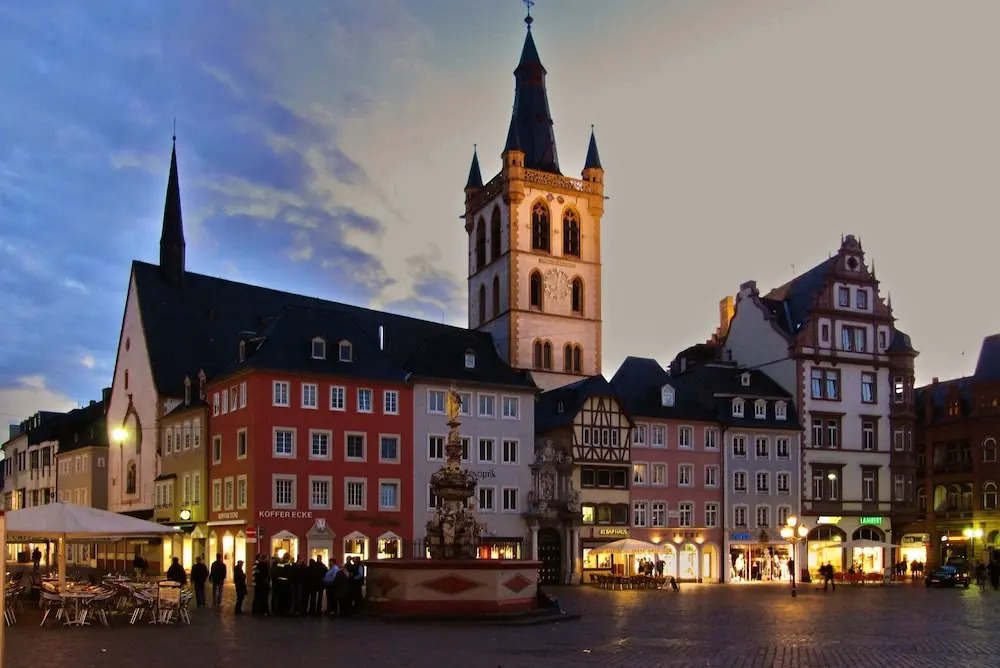 Self-Check-In Hotel Constantin - ohne TV - ohne Ventilator - ohne Parken