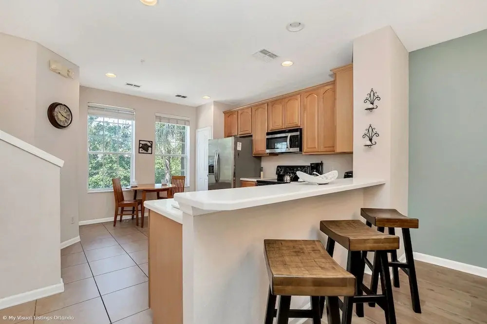 Exquisite and Airy 3BD Town Home in Vista Cay With CDC Cleaning Standards #3vc075