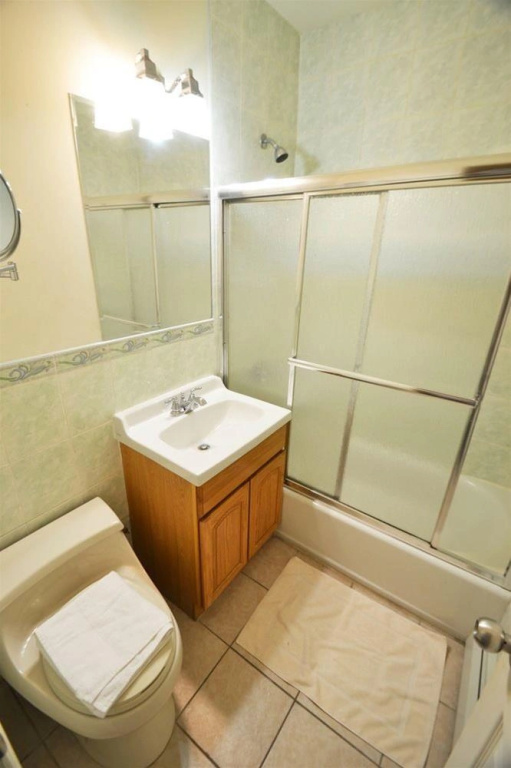 East Village - 2 Bedroom Apartment - RNU 65214