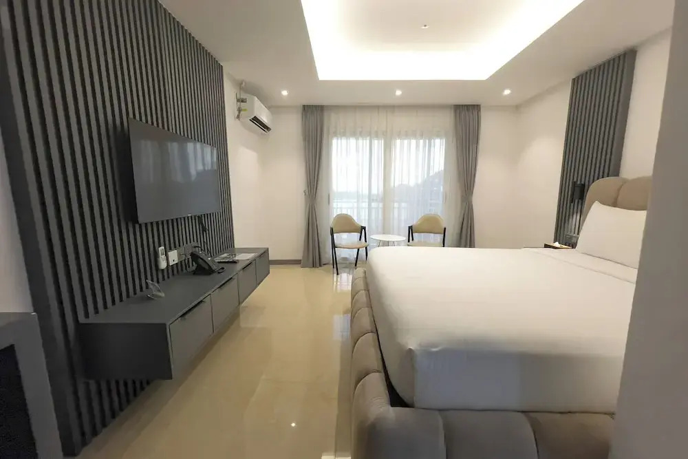 The Clover Hotel Angeles City Managed by Cocotel