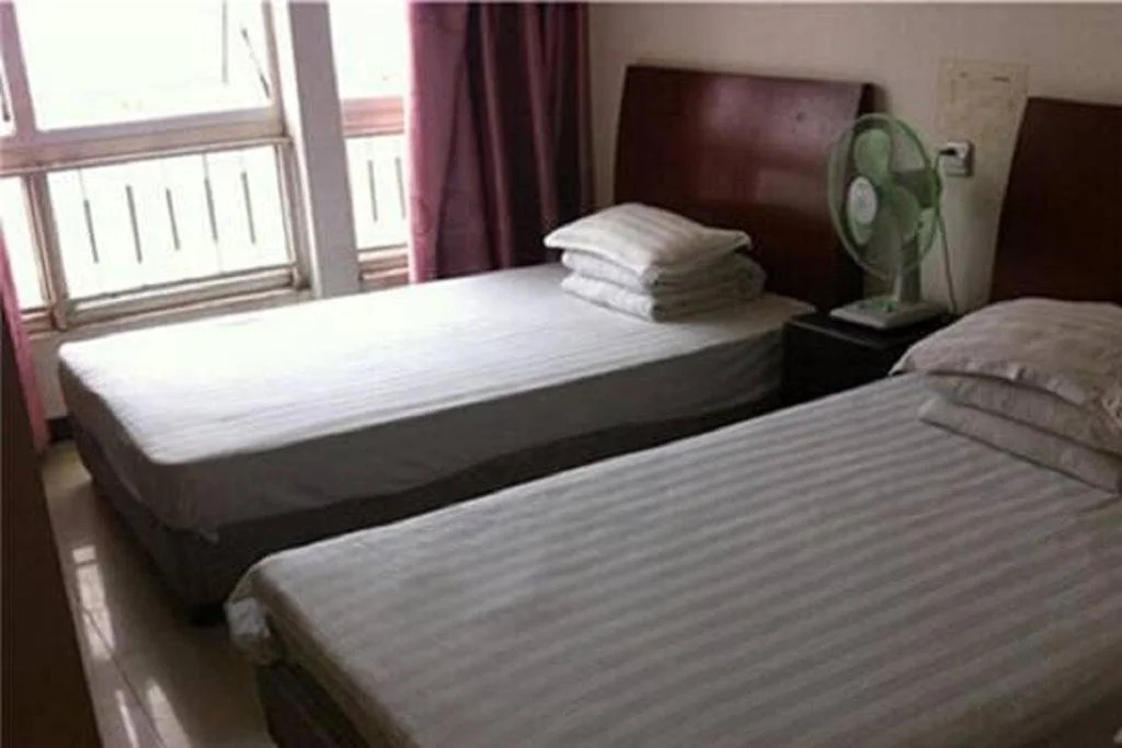Qunpu Express Hotel