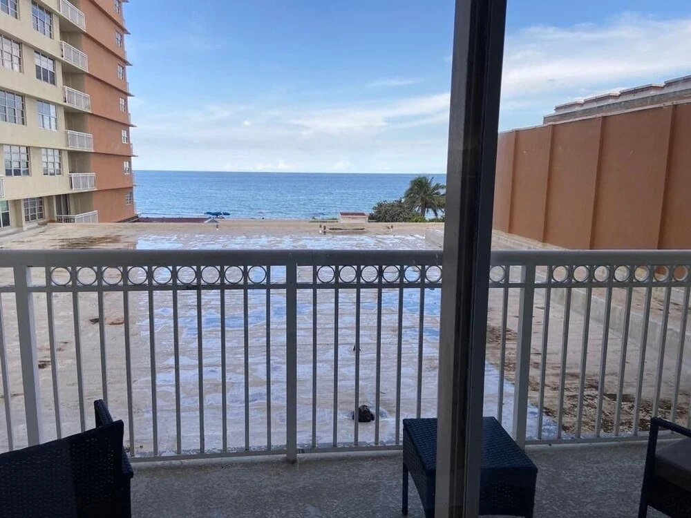 Marco Polo Aventura Club Sunny Isles Beach Studio Bedroom Condo by Redawning