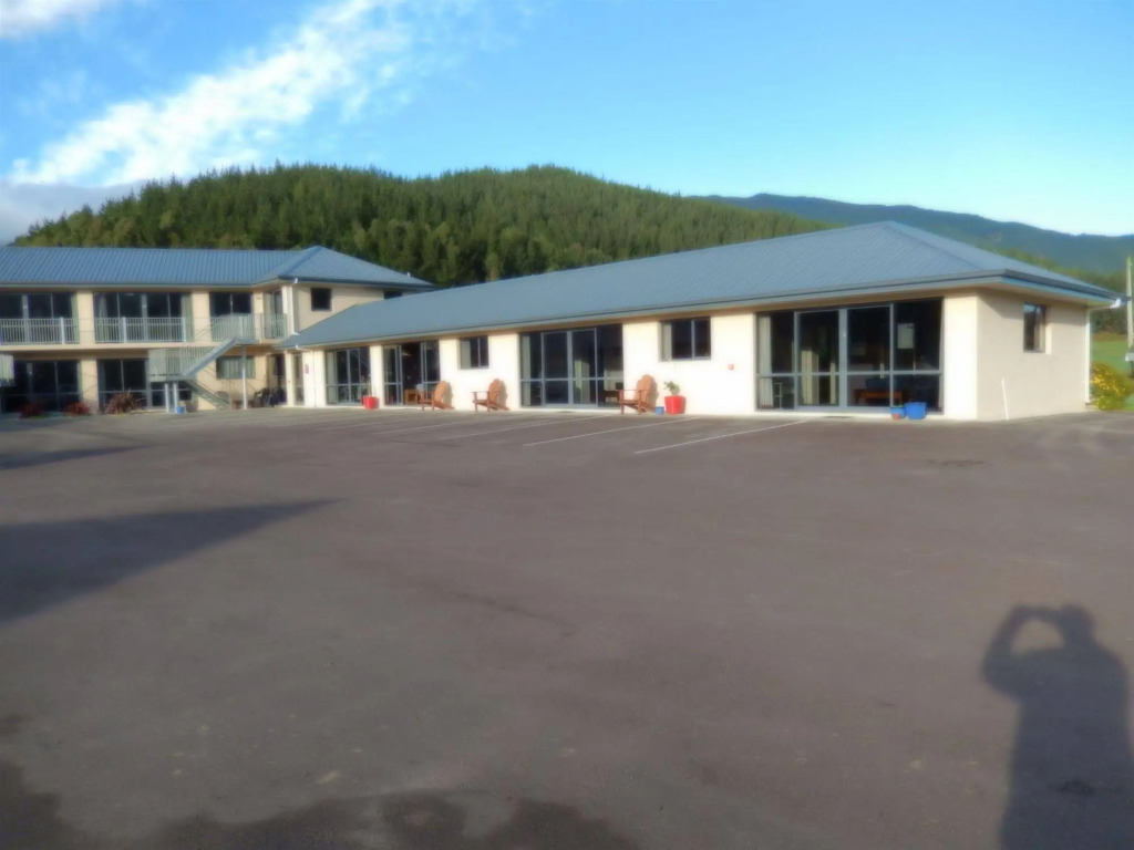 Linkwater Motel