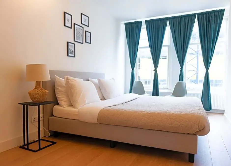 Canal View Apartment