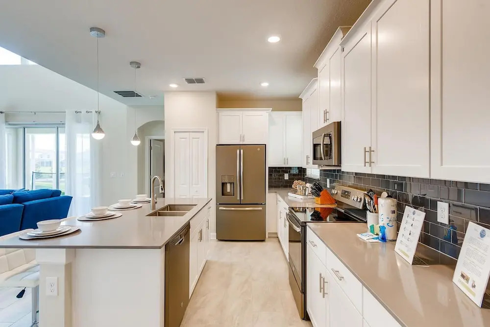 8958 CC 5BR Single Family Retreat Private Pool