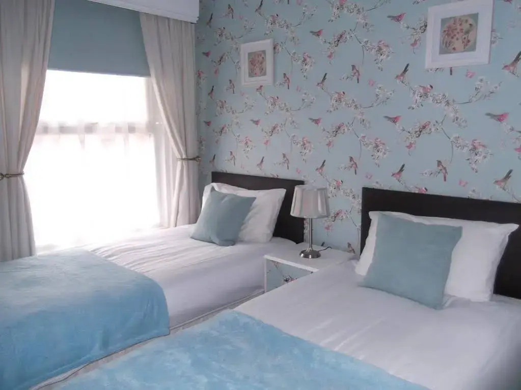 Js Mayfair Guest House