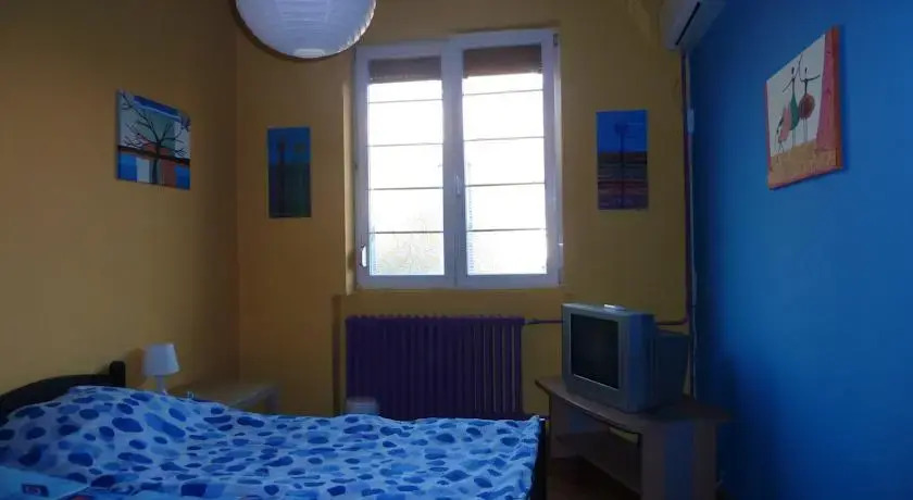 Double Door Hostel