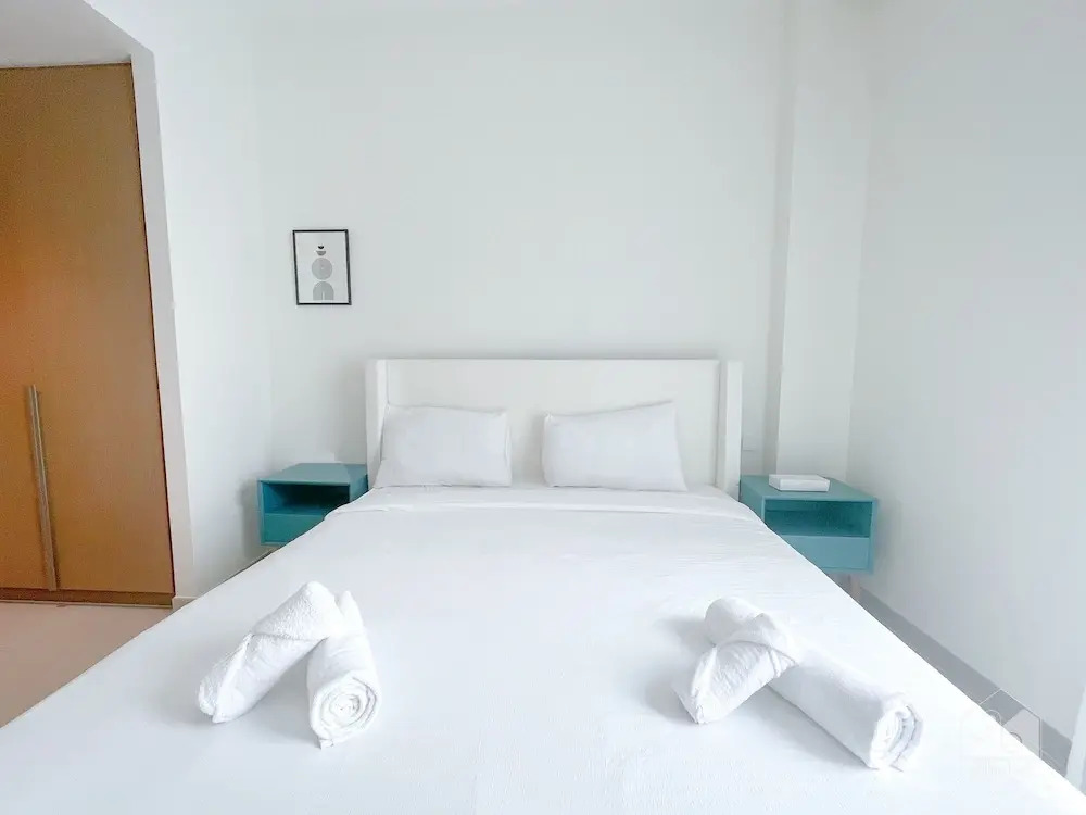 Creek Beach Dubai to Stunning 2B Apt with Balcony in Dubai Creek Harbour