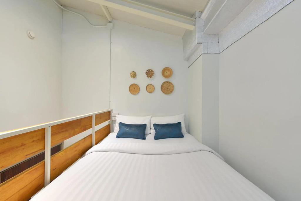 StayAt Bedever Bangkok Hotel