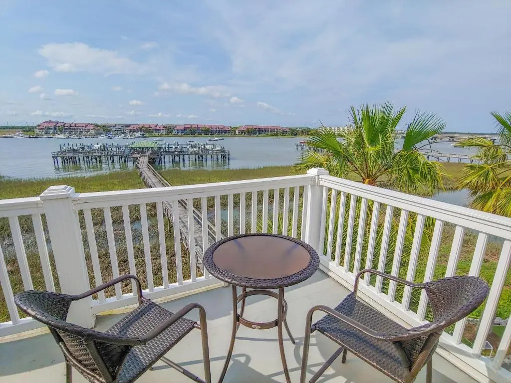 16 Turtle Bay - Riverview - Pool