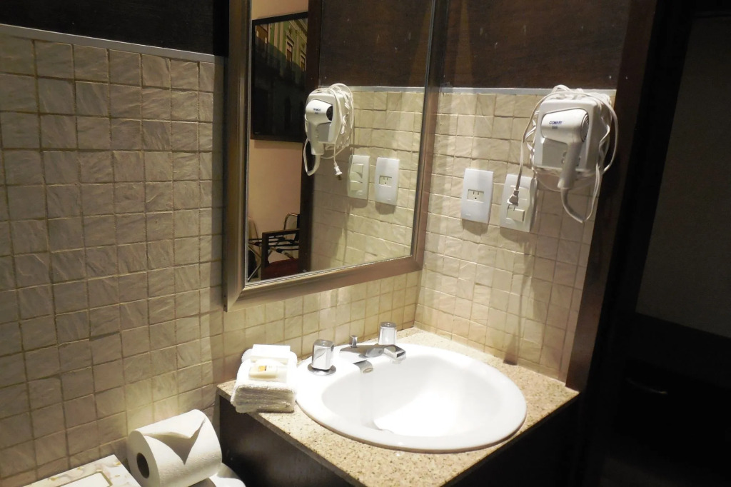 Casa Continental Hotel Boutique & Suites