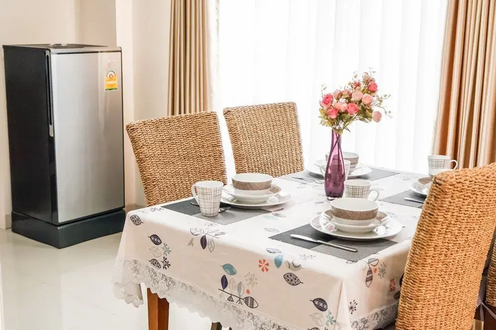 Airport Condo by Younique Travel