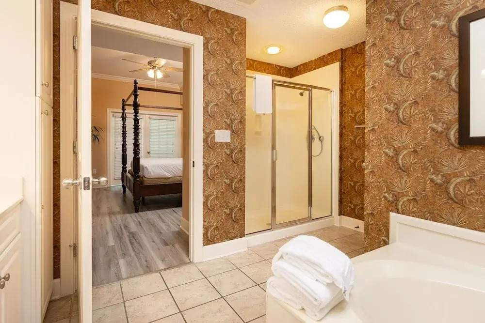 Phoenix West 1202 3 Bedroom Condo