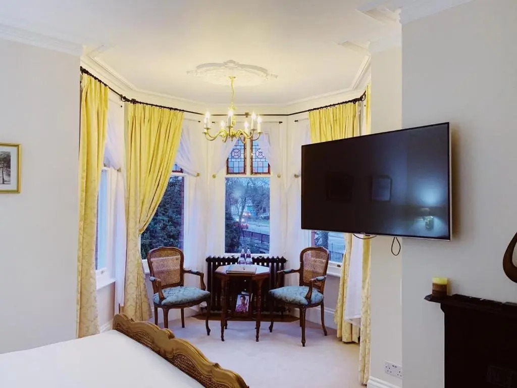 Little Redlands B&B