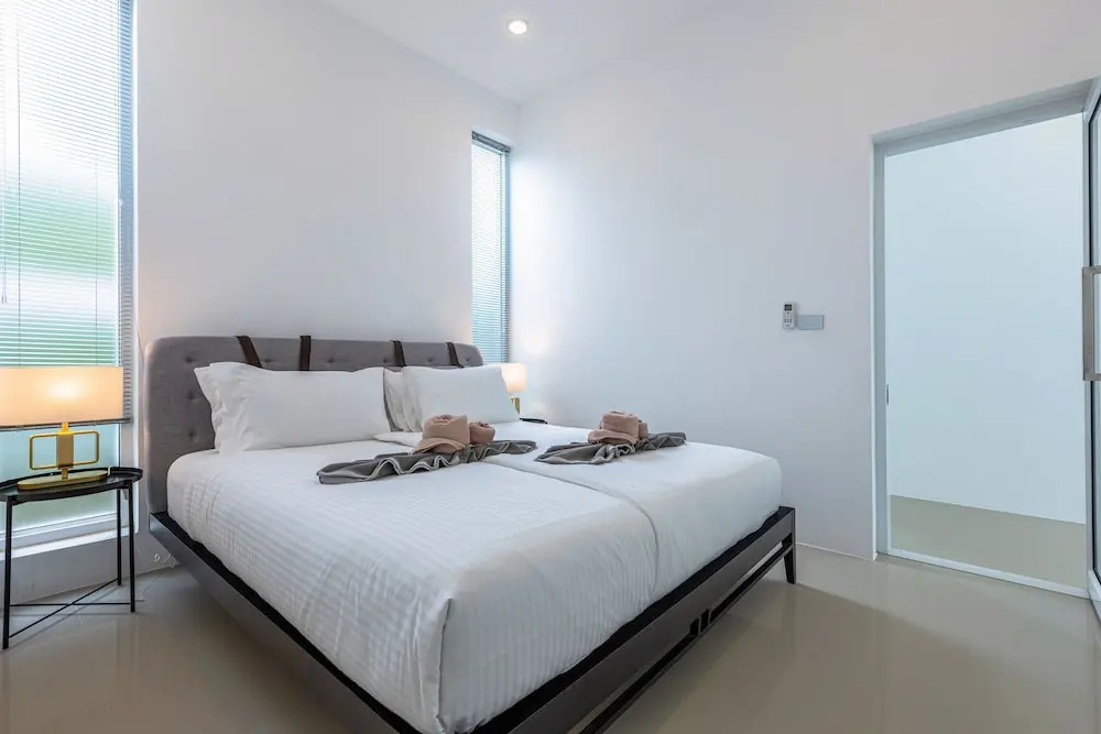 Modern 4 Bedroom Pool Villa PMK-A6