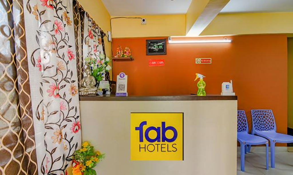 FabHotel New kolkata Residency Inn - Nr Axis Mall