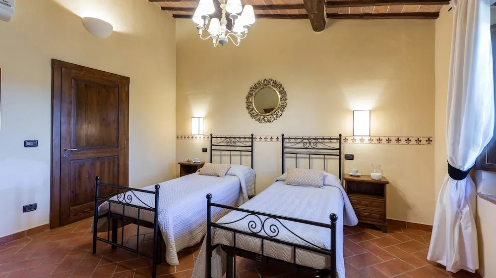 VILLA STRONCOLI 14, Emma Villas