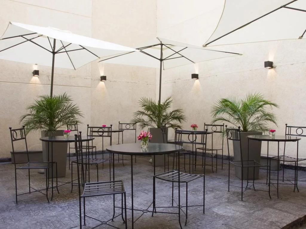 M Concept Hotel