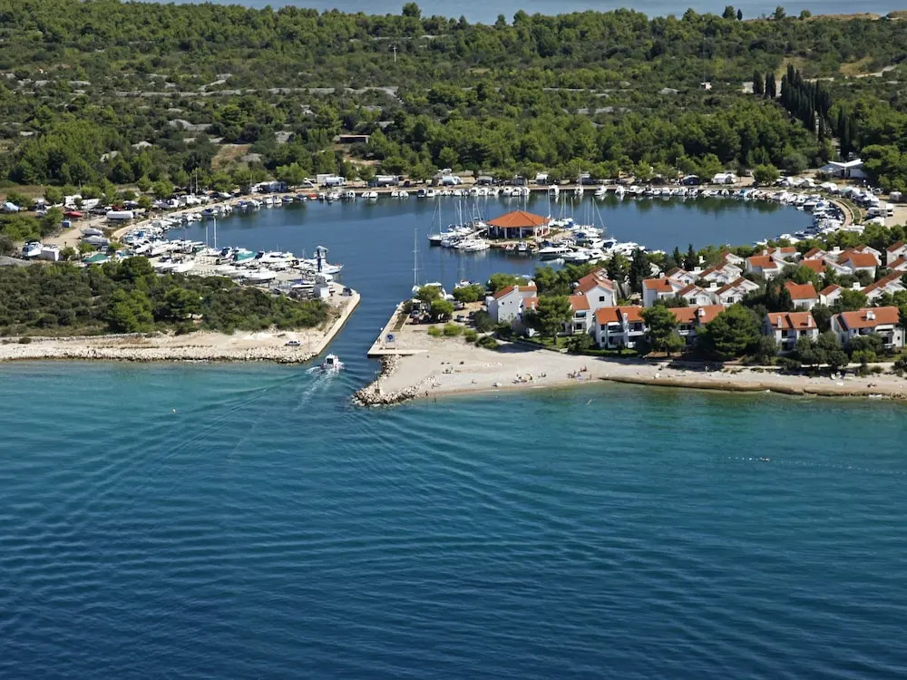 Comfortably Furnished Studio With AC, Near Sibenik