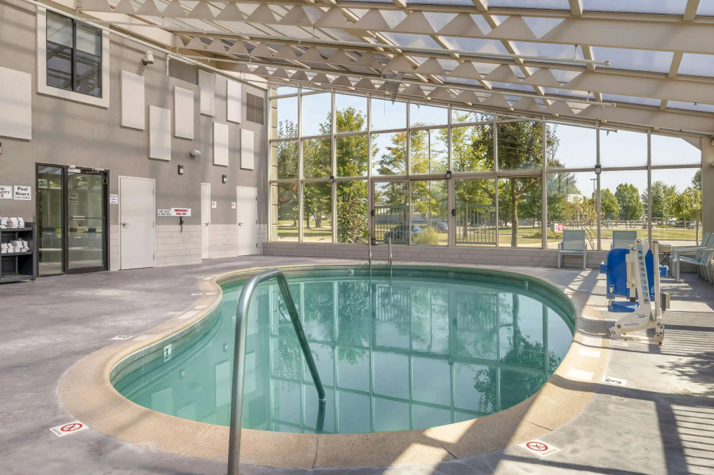 Best Western Plus Lafayette Hotel University Area