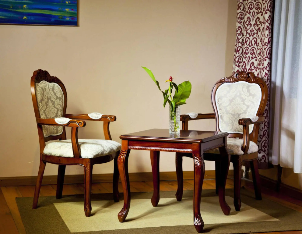 Crater Safari Lodge