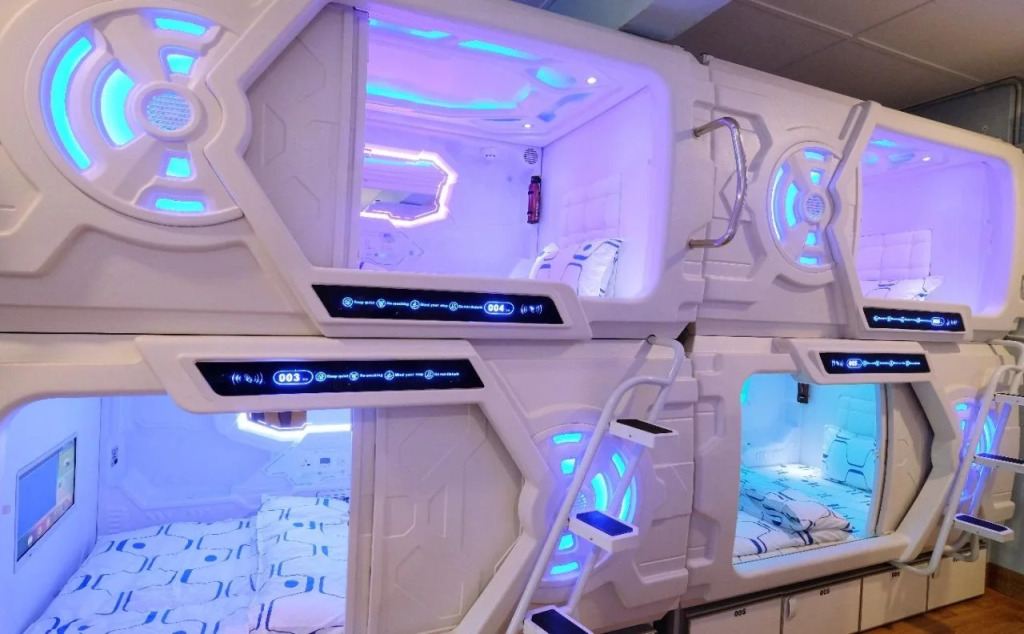 Audrey Capsule Hostel