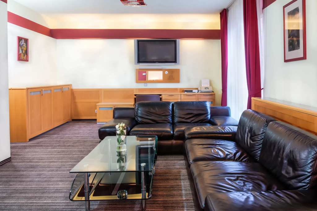Jan Maria Hotel