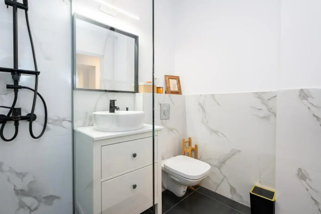 Superb City View - Bright & Stylish - 2BR
