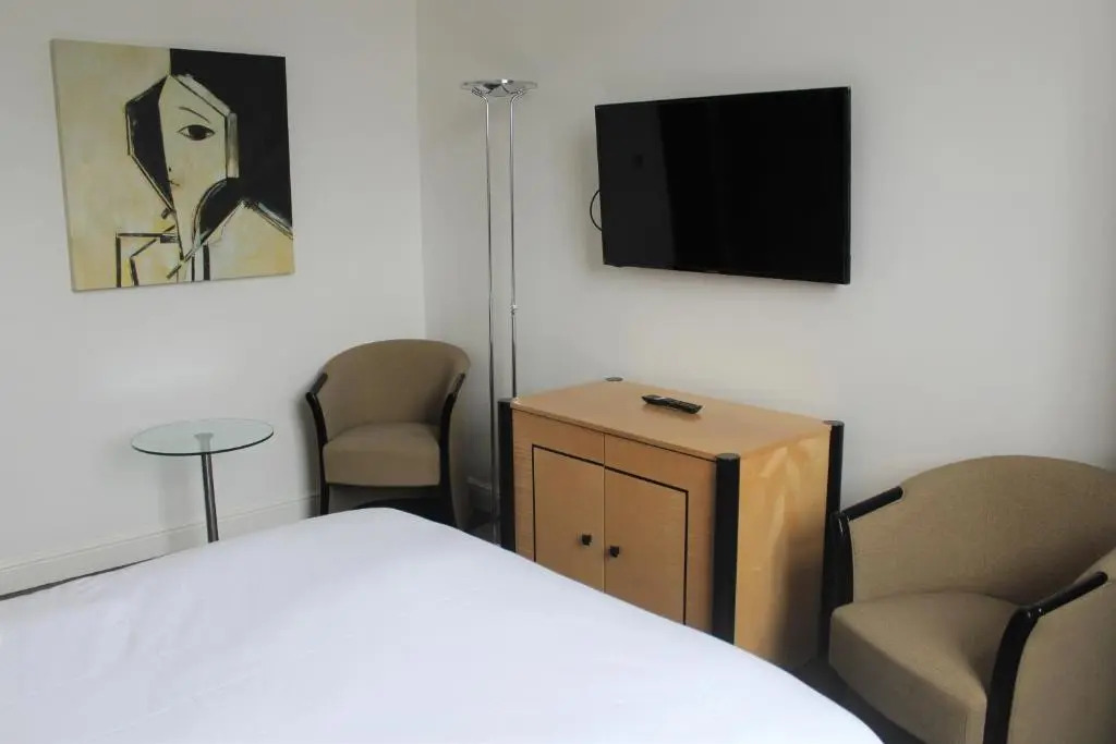 Park Hotel & Apartments