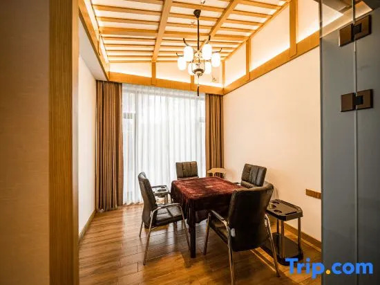 Yueyang Bamboo Mountain Residence