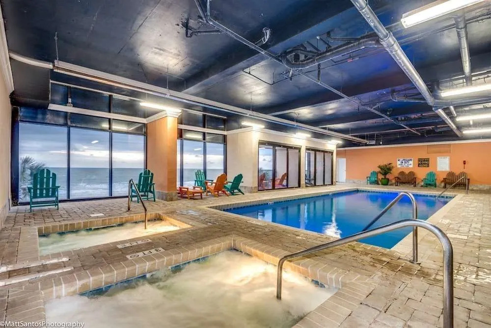 Sand Dunes Resort and Suites