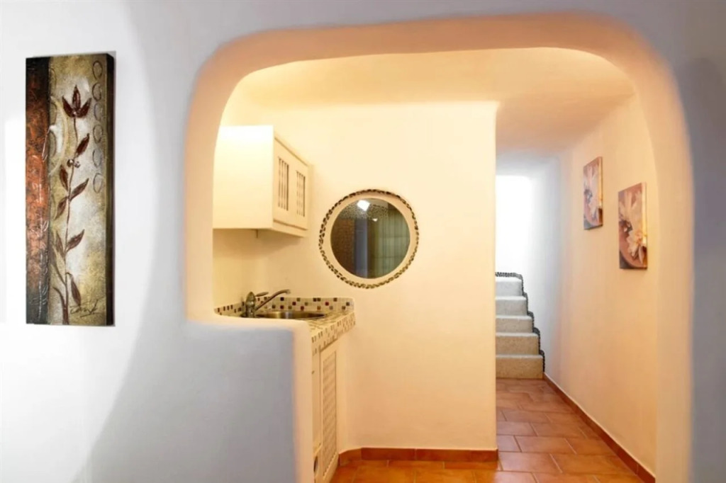 Suites of the Gods Cave Spa Hotel