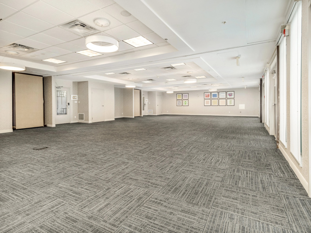 Holiday Inn Express & Suites Medicine Hat by IHG