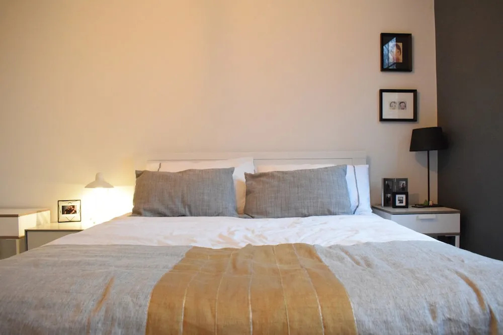 2 Bedroom Apartment in Clapham Sleeps 4