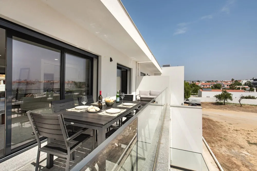 Sunny Apartments X in Tavira