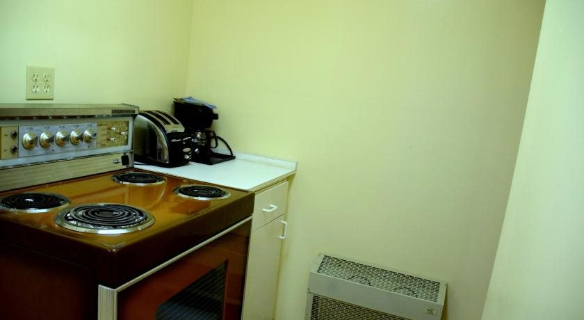 Cedar Lane Motel