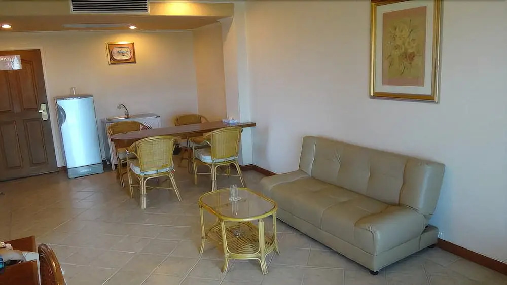 Pattaya Bay Hotel