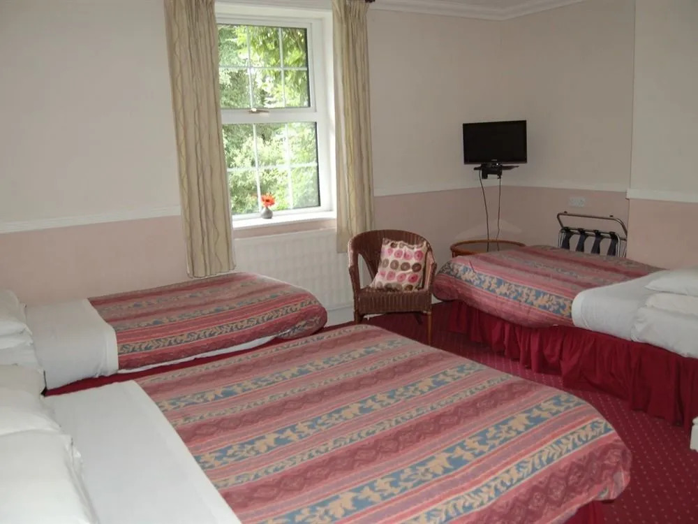 Brook House Hotel
