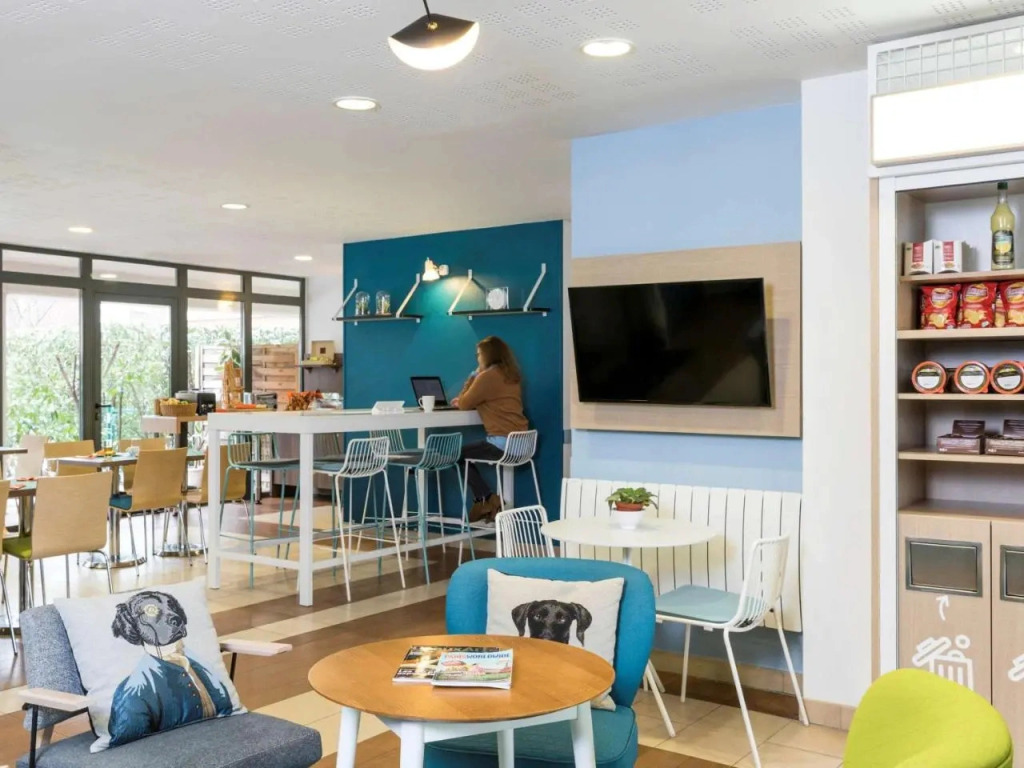 Rental Apartment Adagio Paris Clamart - Clamart 4 Persons - Pop 14612