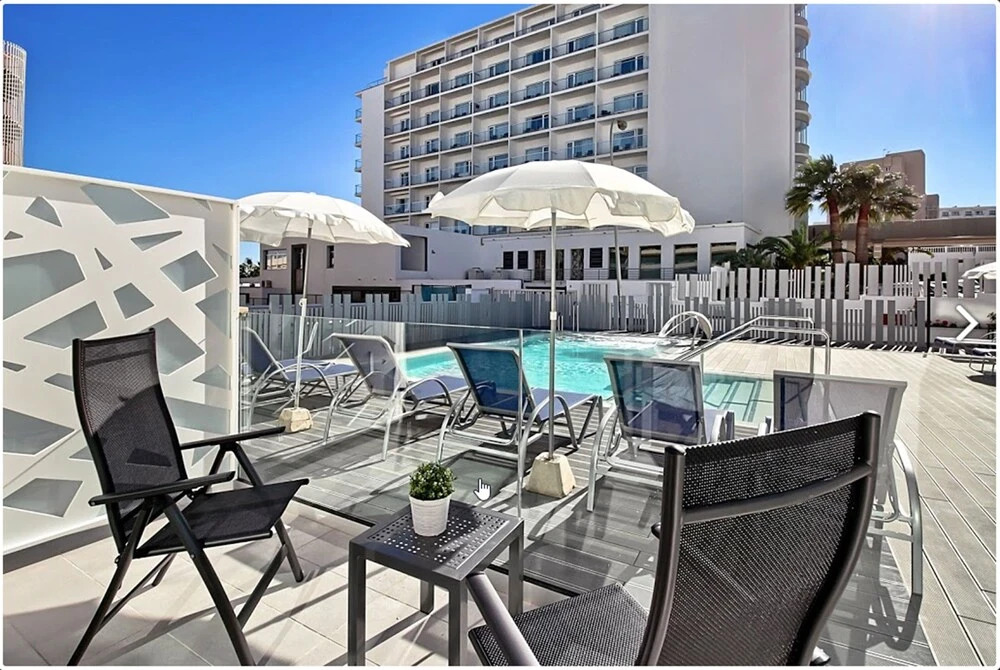 Carihuela Suites