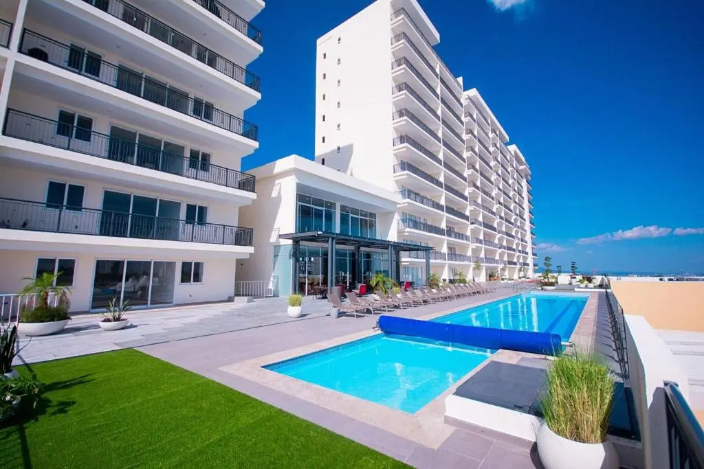 Real View Towers E306 by Casago