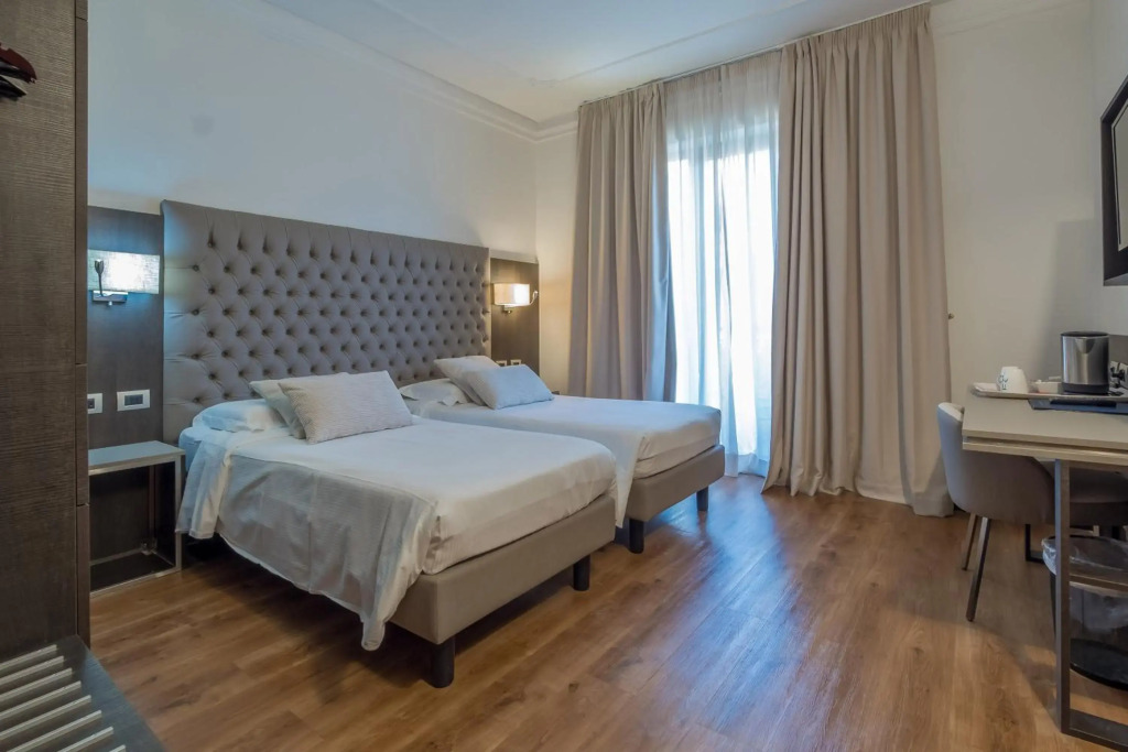Hotel Mythos