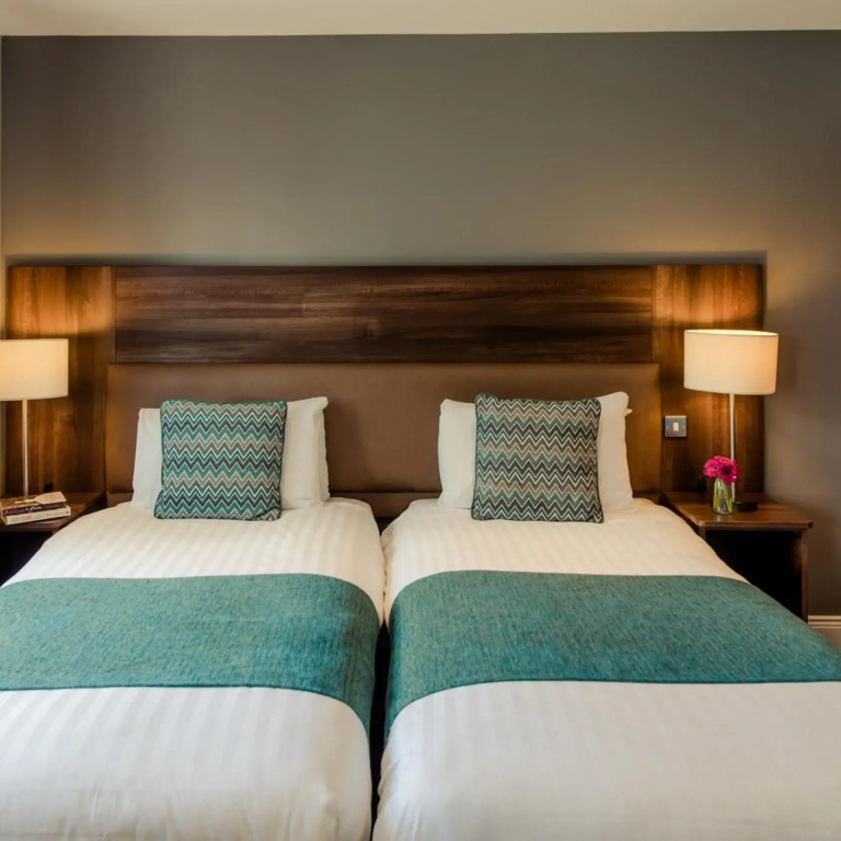 Scotts Hotel